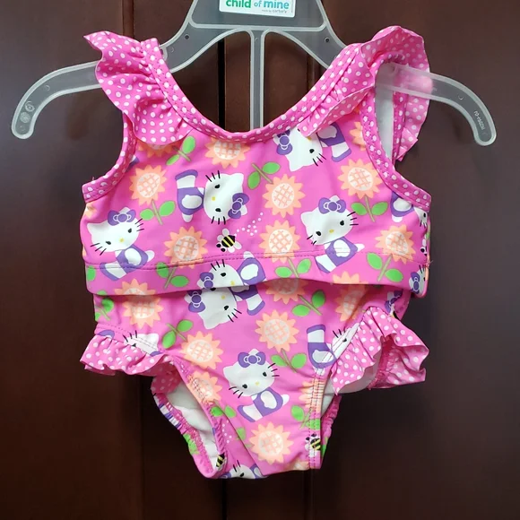 2X HOST PICK. Hello Kitty 2T Girl's 2Piece Bathing Suit - Picture 1 of 3